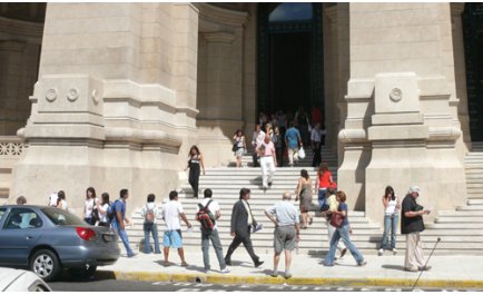 La Corte rechazó pesificar seguros de retiro en dólares